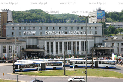 Dworzec PKP Gdynia Glowna Osobowa.

06.07.2006

Fot....