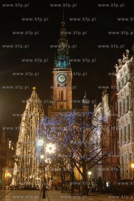 Gdansk noca. Nz Dlugi Targ z Ratuszem Glownego Miasta
07.12.2006
Fot....