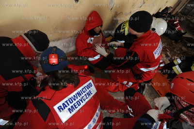 Nadole nad Jeziorem Zarnowieckim. Cwiczenia ratownikow...