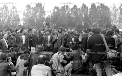 Spotkanie delegacji Solidarnosci na czele z Lechem...
