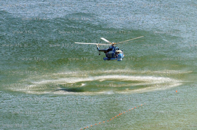 Parada z okazji obchodow Dni Morza i swieta Marynarki...