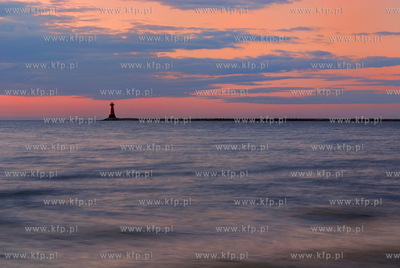 Wyjscie z Portu Gdanskiego. 08.05.2007 Fot.Jan harb...