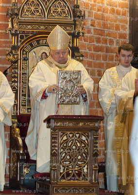 Biskup Pelplinski Jan Bernard Szlaga
2012
fot Krzysztof...