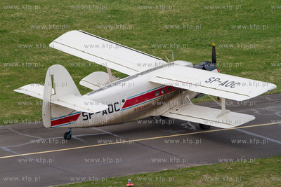 Port Lotniczy Goleniów. Nz. AN 2 Aerogryf. 24.03.2013...