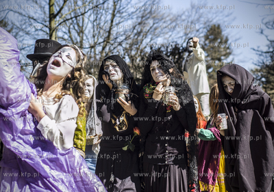 Oliwa, Park Oliwski. II Festiwal Etnowiosnowisko. Happening...