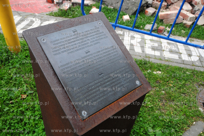 Gdansk. W wyniku kolizji dwoch samochodow, zniszczony...