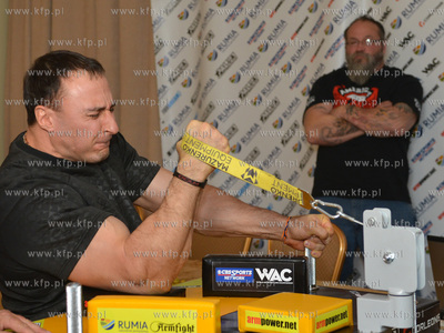 Do Rumi przyjechal wczoraj Alexey Voevoda (Rosja),...