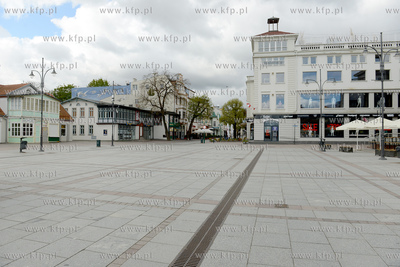 Sobota 25 kwietnia 2020 roku w Sopocie, godziny przedpołudniowe...