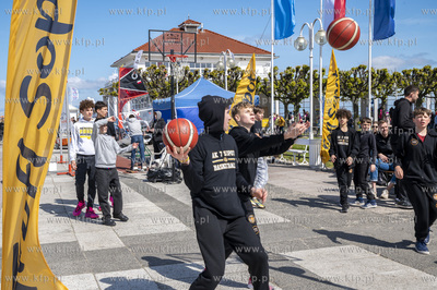 Sopot. Skwer Kuracyjny. Weekend Europejski. Atrakcje...