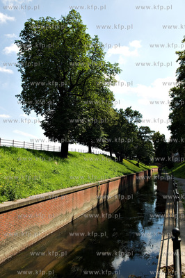 Kanal Raduni w okolicy Bieskupiej Gorki w Gdansku.
10.07.2009
fot....