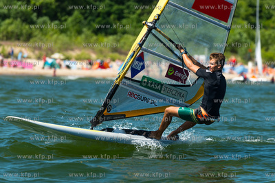Plaza w Sopocie, przy Sopockim Klubie Zeglarskim. Briefing...