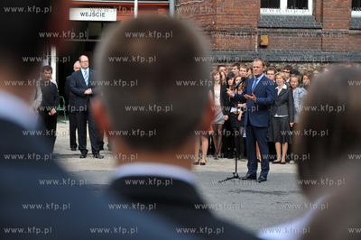 Inauguracja roku szkolnego z udzialem premiera Donalda...