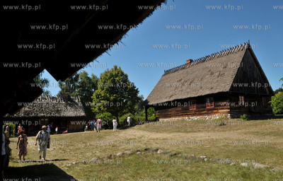 Kaszubski Park Etnograficzny - skansen we Wdzydzach...