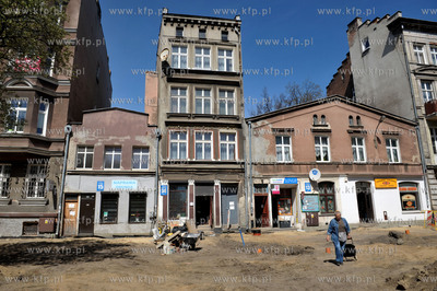 Gdansk. Dolne Miasto. Remont i przebudowa ulicy Lakowej....