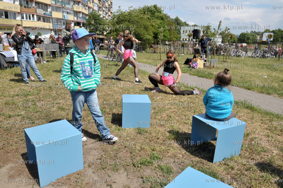 Streetwaves czyli artystyczna akcja miejska w Gdansku...