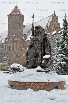 Gdansk zima. Park Swietopelka na ul. Szerokiej. 21.01.2016...