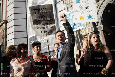Gdansk. Marsz Puszczalskich - polska odpowiedz na Slut...