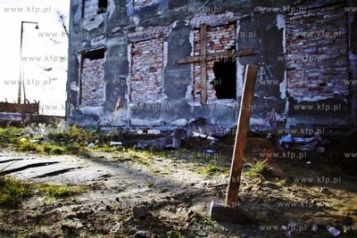 Gdańsk. Rozbiorka budynków mieszkalnych przy ul....