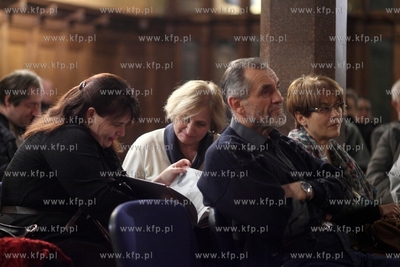 Ratusz Staromiejski w Gdansku. Wodowanie albumu Tu...