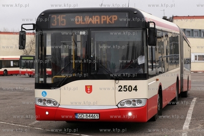 Zajezdnia autobusowa ZKM przy ul. Hallera w Gdańsku....