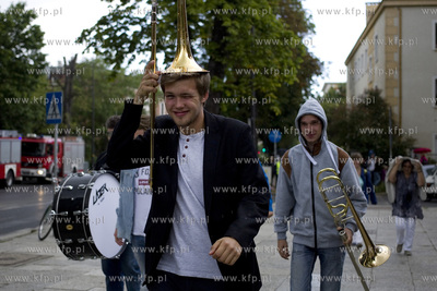 Gdańsk Wrzeszcz. Święto ul. Jaśkowa Dolina. Nz....