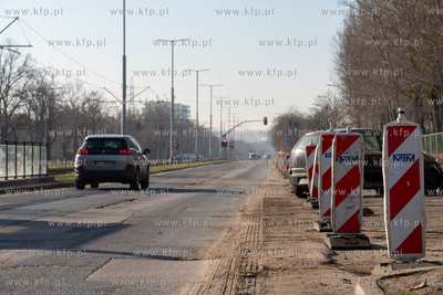 Remont nawierzchni al. Hallera w Gdańsku. 19.03.2026...