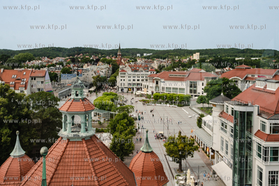 Sopot. Widok z Latarni Morskiej na Plac Przyjaciół...