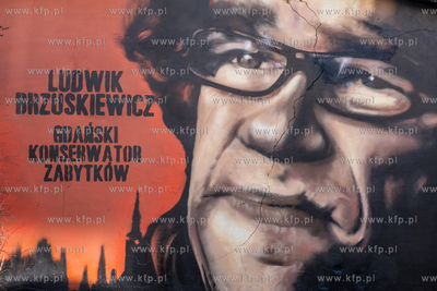 Gdańsk, ul. Partyzantów. Mural gdańskiego konserwatora...