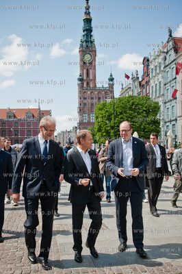 Gdansk. Ulica Dluga. Wizyta Premiera RP Donalda Tuska,...