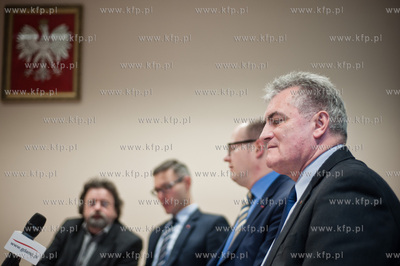 Urzad Miasta Gdanska. Konferencja prasowa podsumowujaca...