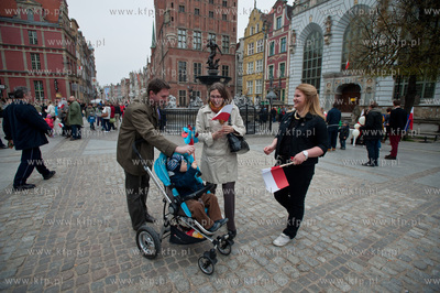 Gdansk. Dlugi Targ. Kolo Gdanskie Stowarzyszenia Mlodzi...