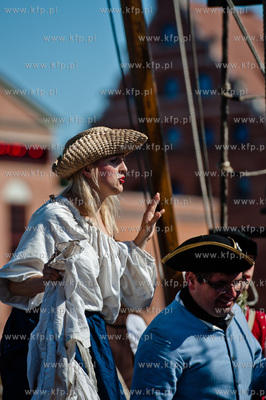Gdansk. Rybackie Pobrzeze. Baltic Sail. Inscenizacja...