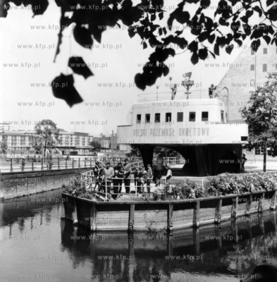 Pozostalosc po wystawie przemyslu okretowego. Pozniej...