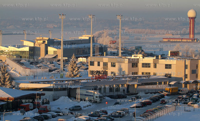 Gdansk, Rebiechowo. Mrozny poranek w porcie lotniczym,...