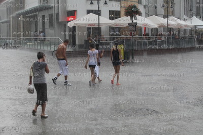 Po upalych dniach nad Sopotem przeszla gwaltowana ulewa...