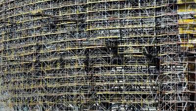 Gdansk, Letnica. PGE Arena nabiera bursztynowego koloru.
07.03.2011
fot....