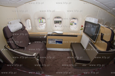 Lotnisko im. Lecha Walesy w Gdansku - Rebiechowo. Wnetrze...