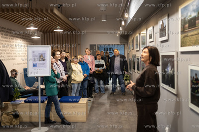 Galeria Macieja Kosycarza w Bibliotece na Chemie. Wernisaż...