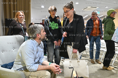 Miejska Biblioteka Publiczna - Sopoteka. Cykl Czytaj...