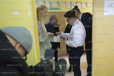 Darzlubie, wieś kaszubska w Gminie Puck. Jedyne Gimnazjum...