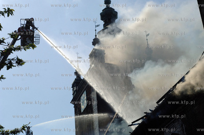 Pozar kosciola sw Katarzyny w Gdansku.
22.05.2006
Fot....