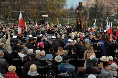 W ramach obchodow Dnia Niepodleglosci w Gdyni odslonieto...