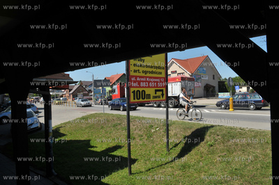 Sklepy i pawilony handlowo uslugowe na ul. Gdynskiej...