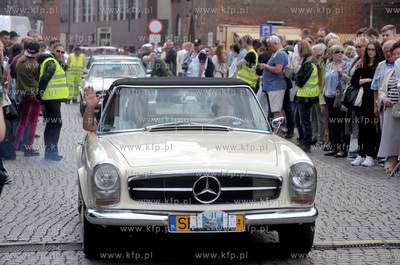 Gdansk. Targ Weglowy. XV Zlot Zabytkowych Mercedesow.
28.05.2016...
