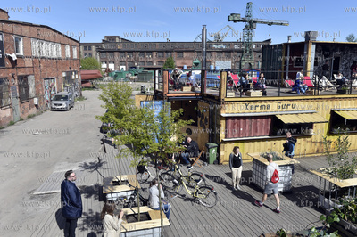 Teren byłej Stoczni Gdańskiej. 100cznia to kulturalno-gastronomiczne...