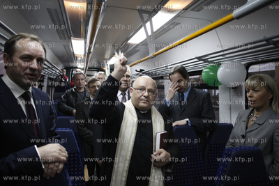 Gdansk. Dworze Glowny. Uroczystosc przekazania przez...