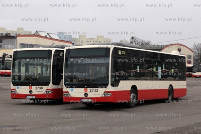 Zajezdnia autobusowa ZKM przy ul. Hallera w Gdańsku....