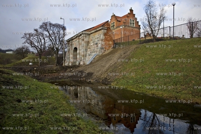 Gdańsk. Brama nizinna po gruntownym remoncie.
23.12.2016
fot....