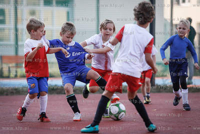 Gdańsk Zaspa. Kompleks boisk przy ulicy Meissnera....