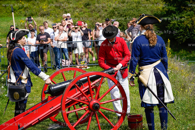 Góra Gradowa. Hewelianum. Musztra i pokaz artyleryjski...